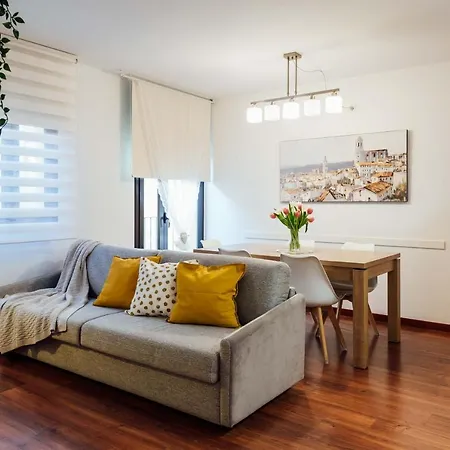 Little Apartment *