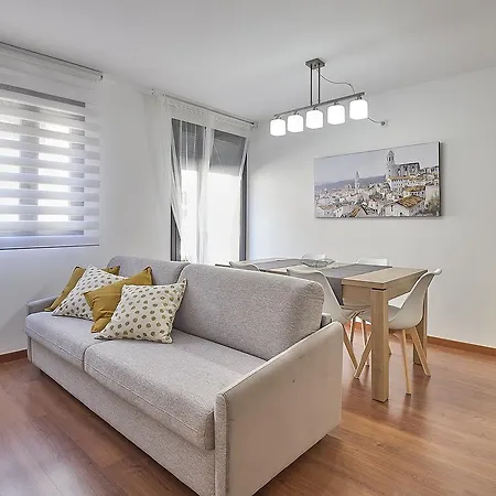 Little Apartment *